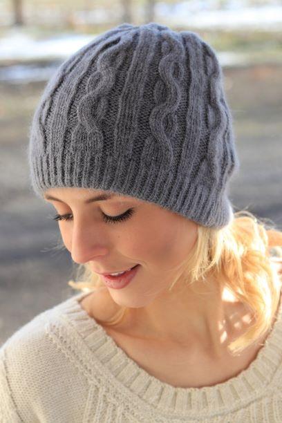 CLASSIC CABLE KNIT MERINO WOOL BEANIE HAT - CHOICE OF 2 COLORS