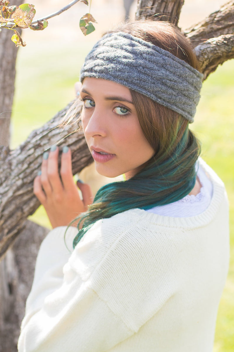 LIGHT & AIRY CABLED HEADBAND - CHOICE OF 4 COLORS