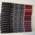 LIP LINER - CHOICE OF COLORS