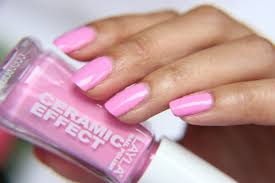 CERAMIC EFFECT NAIL ENAMEL - CHOICE OF COLORS